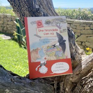 Une hirondelle s’en va